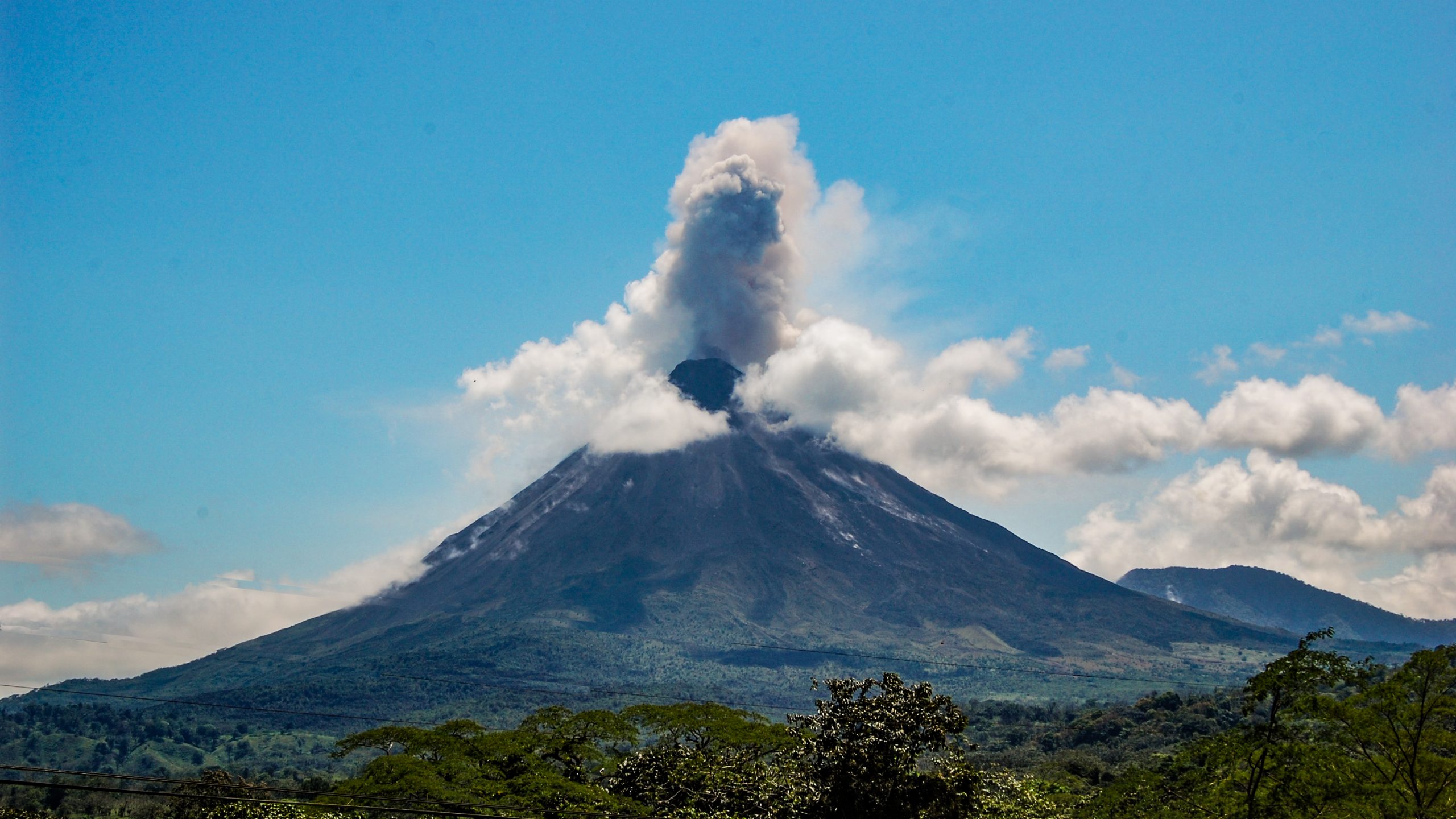 Read more about the article Volcanoes in Costa Rica