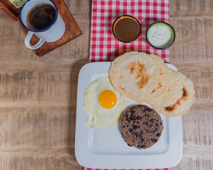 Gallo Pinto - Costa Rican Breakfast & Lunch